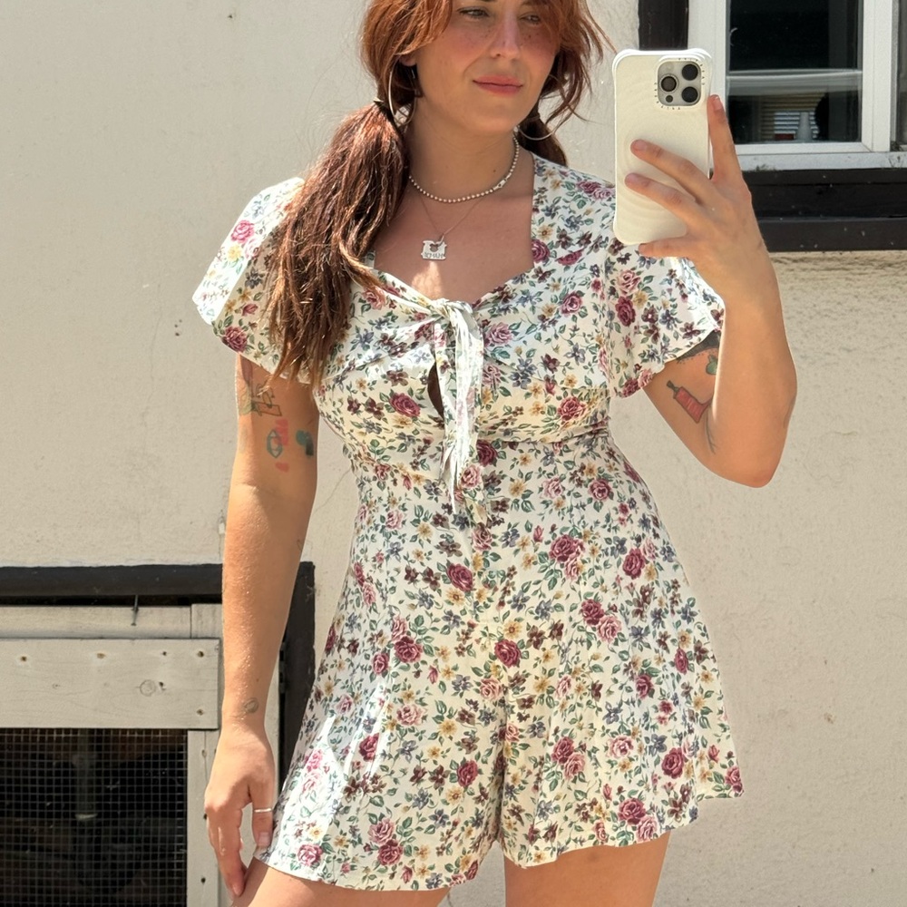 🌼 Vintage California Concepts Floral Romper